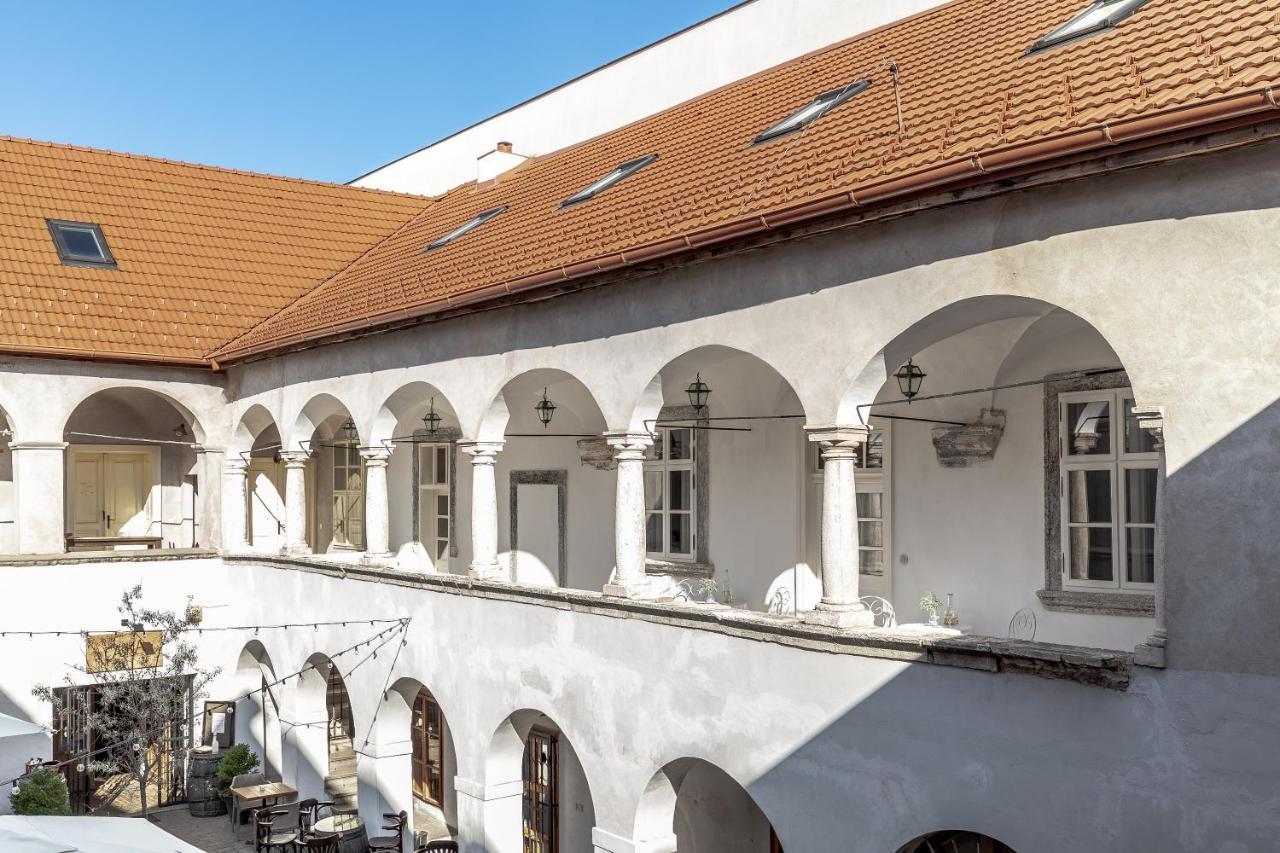 Apartments 1620Yr Trnava Exterior photo